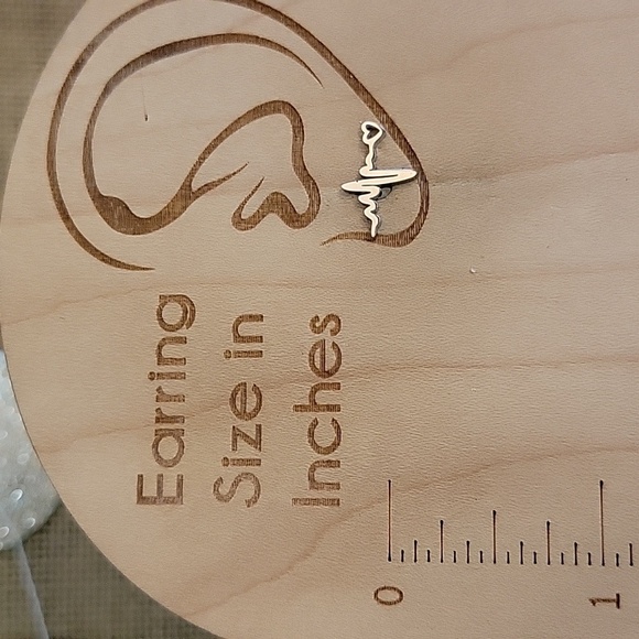 HEARTBEAT EKG STUD EARRINGS, Choice of Color - Picture 4 of 7
